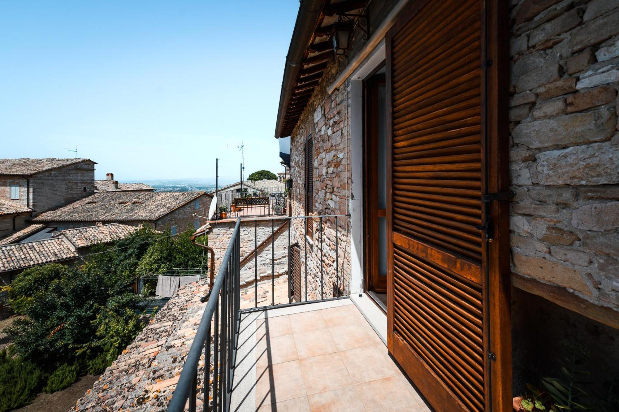 Roof Garden Rooms Assis Exterior foto